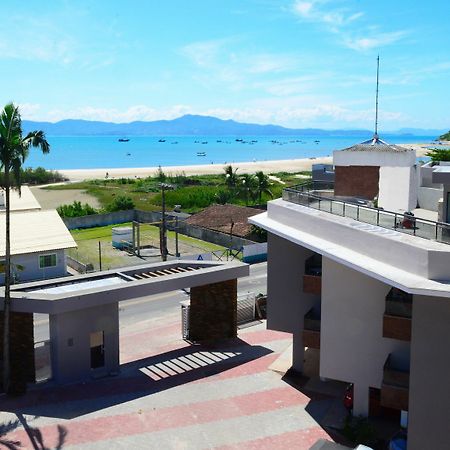 Boulevard Ponta Das Canas Говернадор-Селсу-Рамус Экстерьер фото