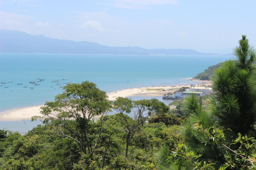 Boulevard Ponta Das Canas Говернадор-Селсу-Рамус Экстерьер фото